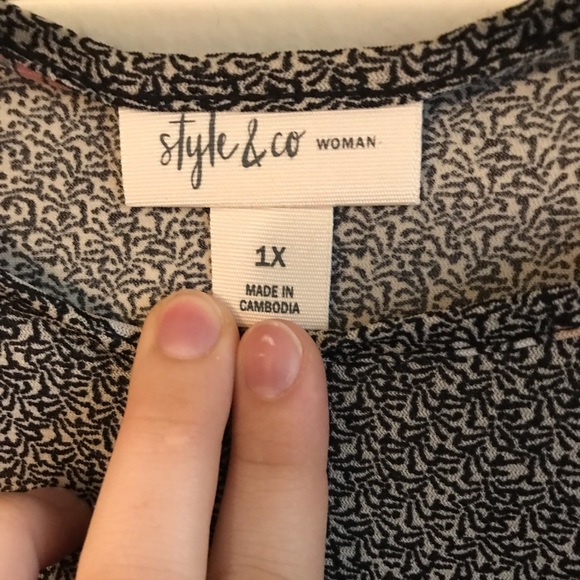 Floral Ruffle Top - Picture 4 of 4